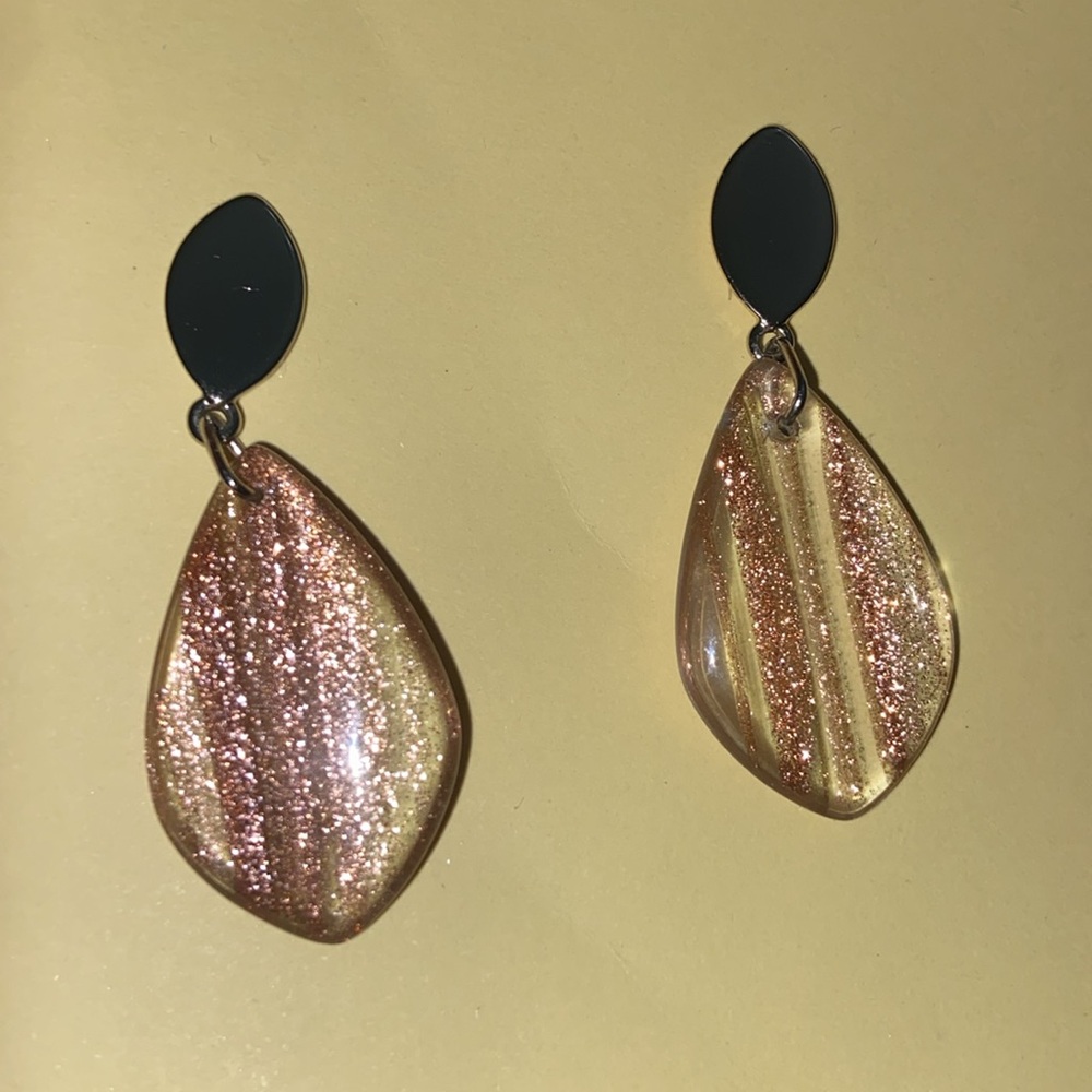5/$10❤️❤️❤️Vintage Art Glass Gold & Copper Tones Dangle Post Pierced Earrings - Picture 3 of 6